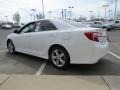 Super White - Camry SE Photo No. 19