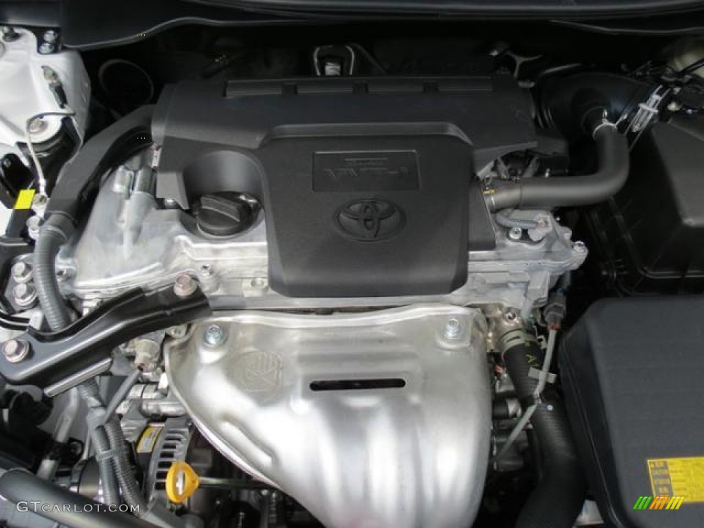 2013 Camry SE - Super White / Black photo #20