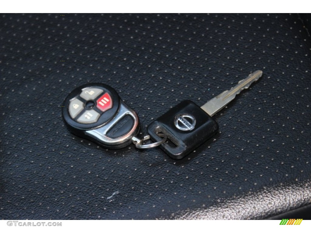 2004 Nissan 350Z Enthusiast Coupe Keys Photos