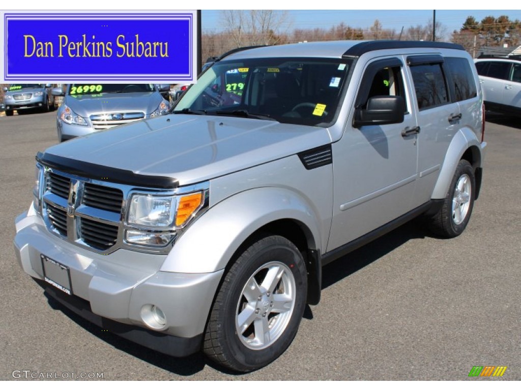 2007 Nitro SXT 4x4 - Bright Silver Metallic / Dark Slate Gray/Light Slate Gray photo #1