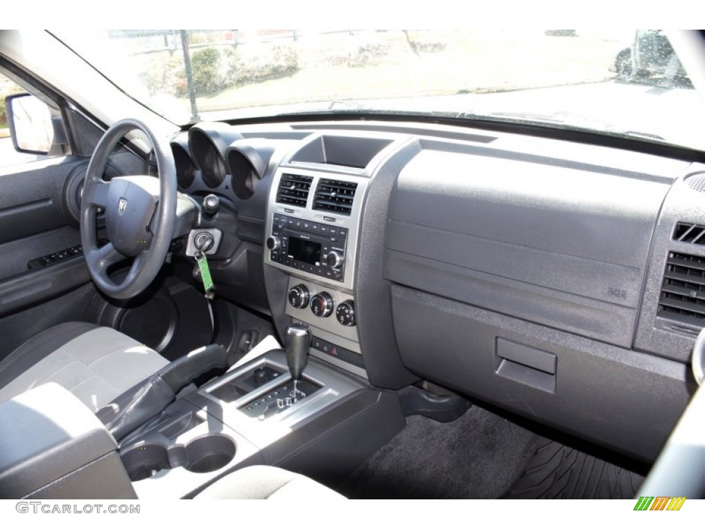 2007 Dodge Nitro SXT 4x4 Dark Slate Gray/Light Slate Gray Dashboard Photo #79597332