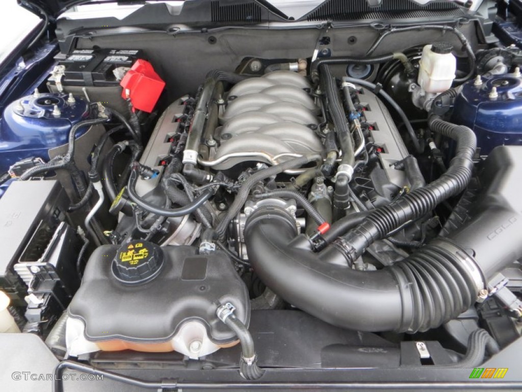 2011 Ford Mustang GT Premium Coupe Engine Photos