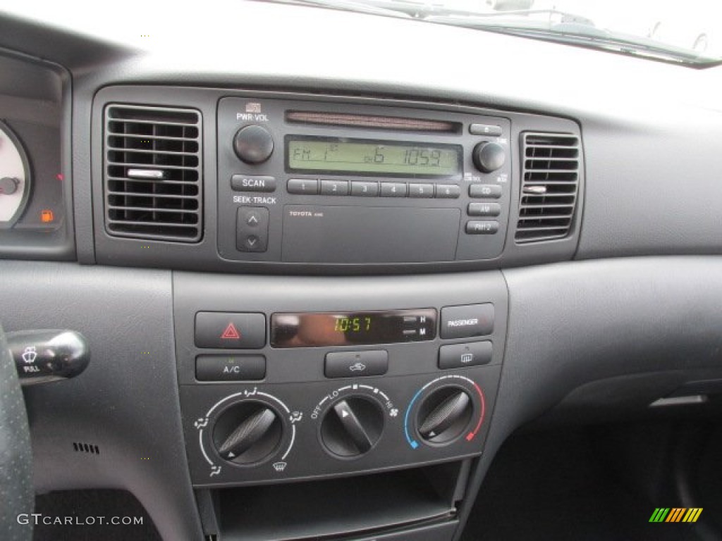 2003 Toyota Corolla S Controls Photos