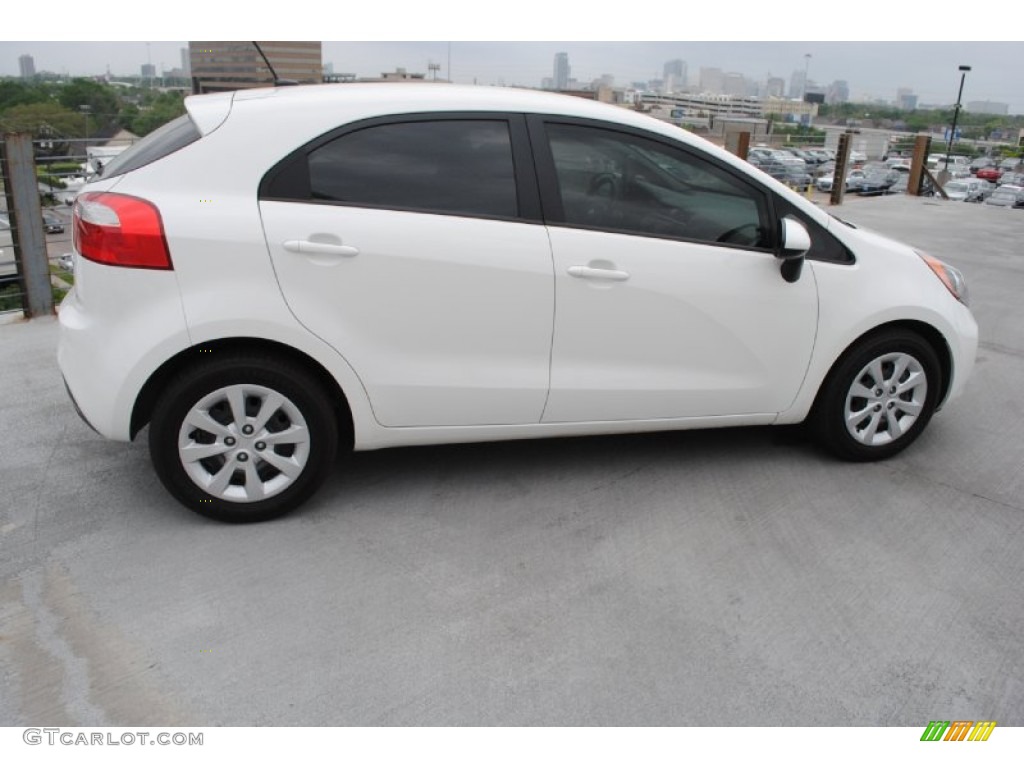 Clear White 2013 Kia Rio EX 5-Door Exterior Photo #79604974