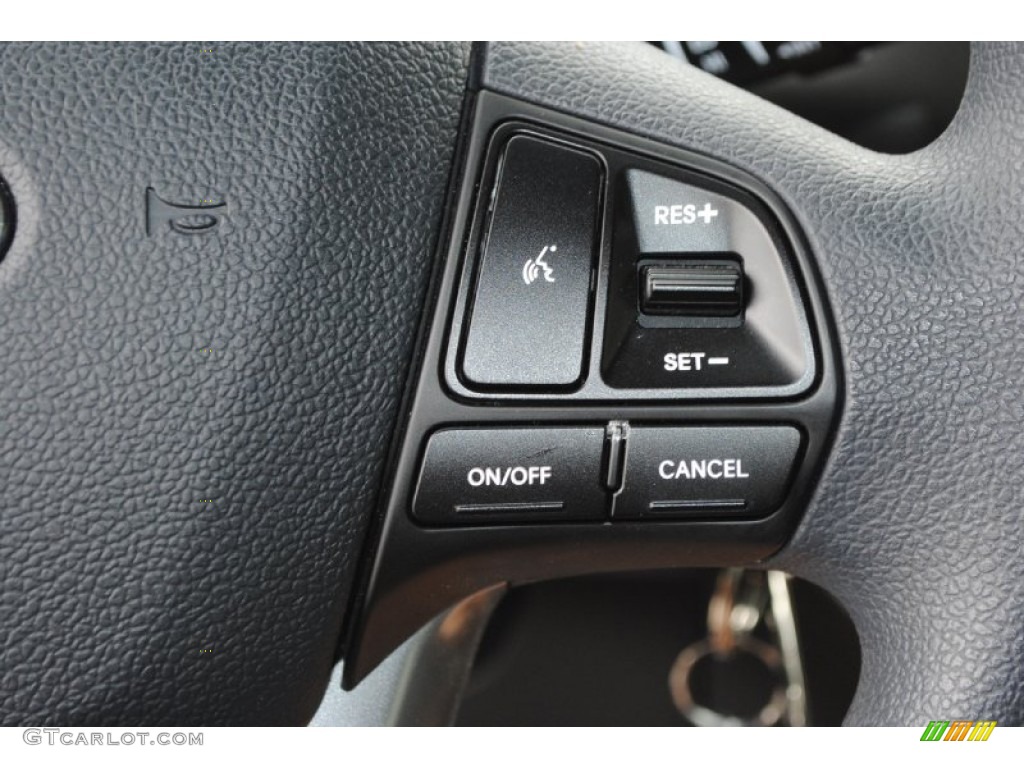 2013 Kia Rio EX 5-Door Controls Photo #79605220