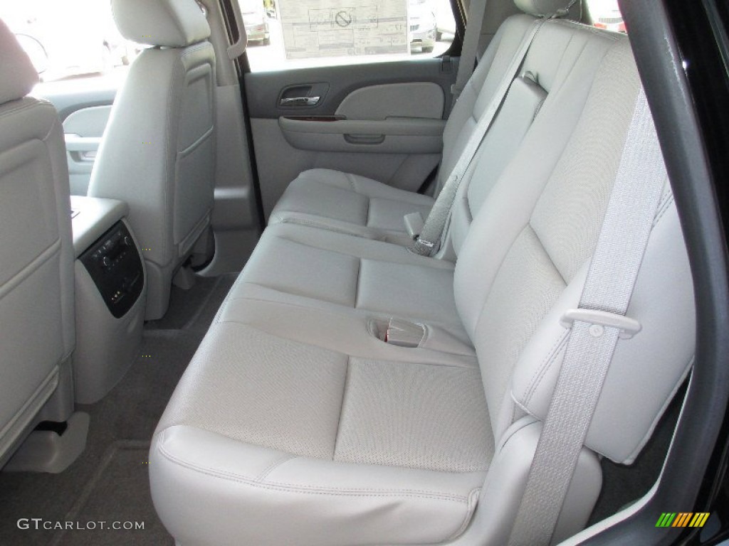 2013 Chevrolet Tahoe LTZ 4x4 Rear Seat Photos