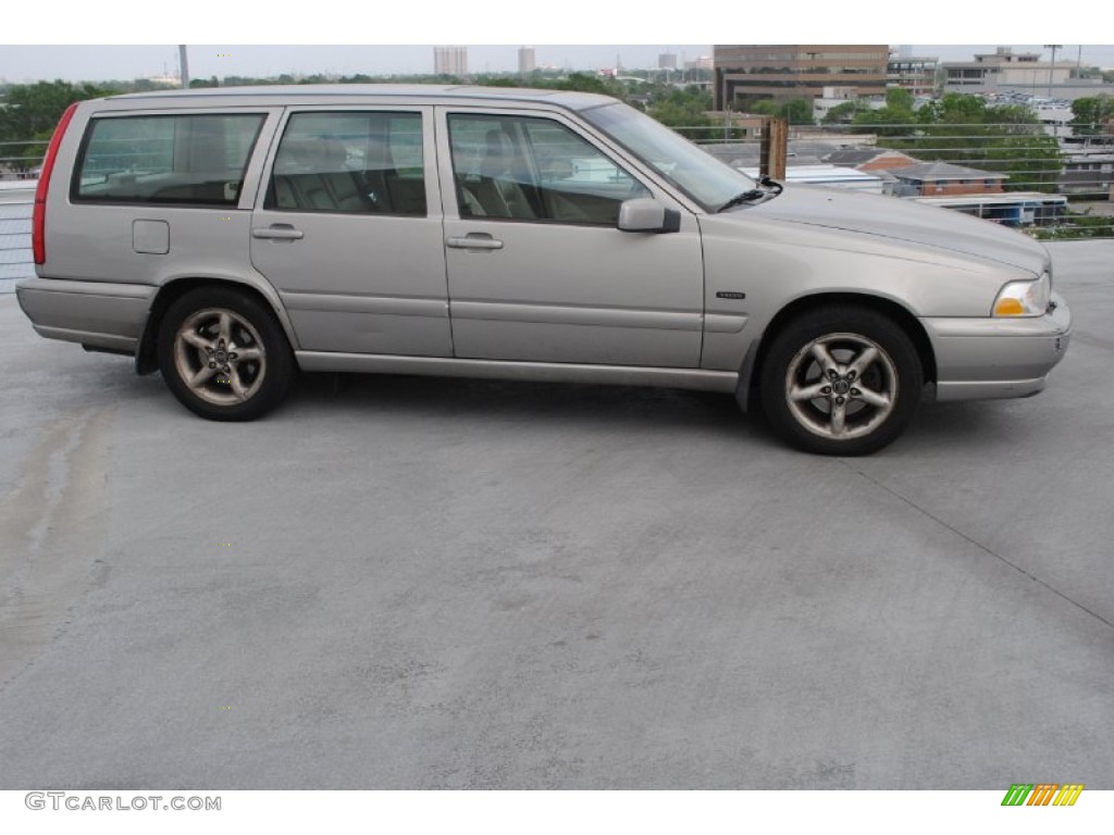 Pewter Silver Metallic 1998 Volvo V70 Wagon Exterior Photo #79608247