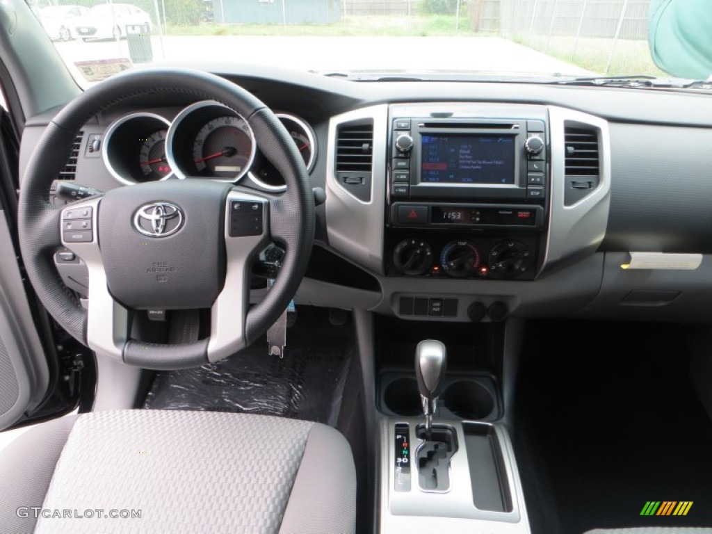 2013 Toyota Tacoma SR5 Prerunner Double Cab Dashboard Photos