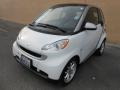 Crystal White - fortwo passion coupe Photo No. 1