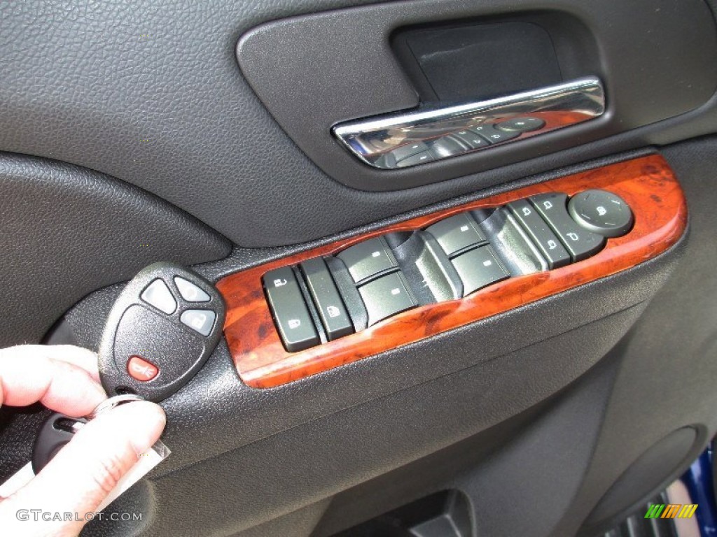 2013 Avalanche LS 4x4 - Blue Topaz Metallic / Ebony photo #5