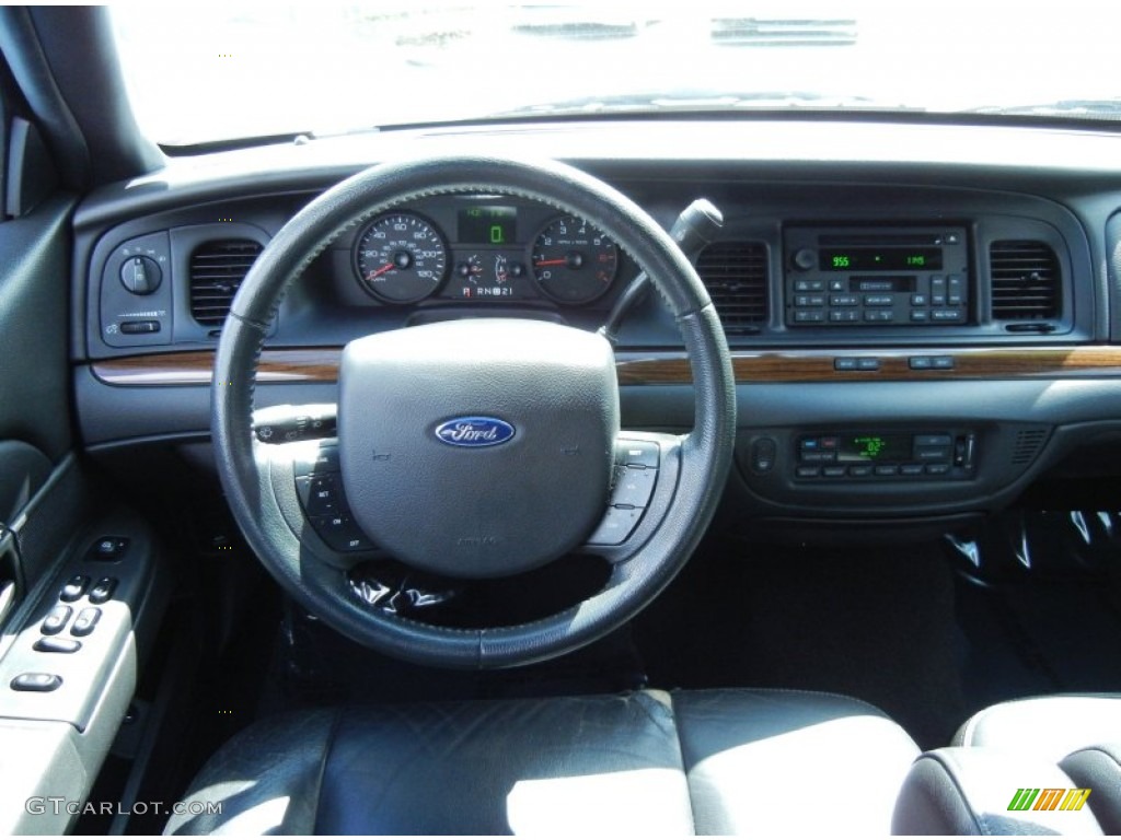 2006 Ford Crown Victoria LX Steering Wheel Photos