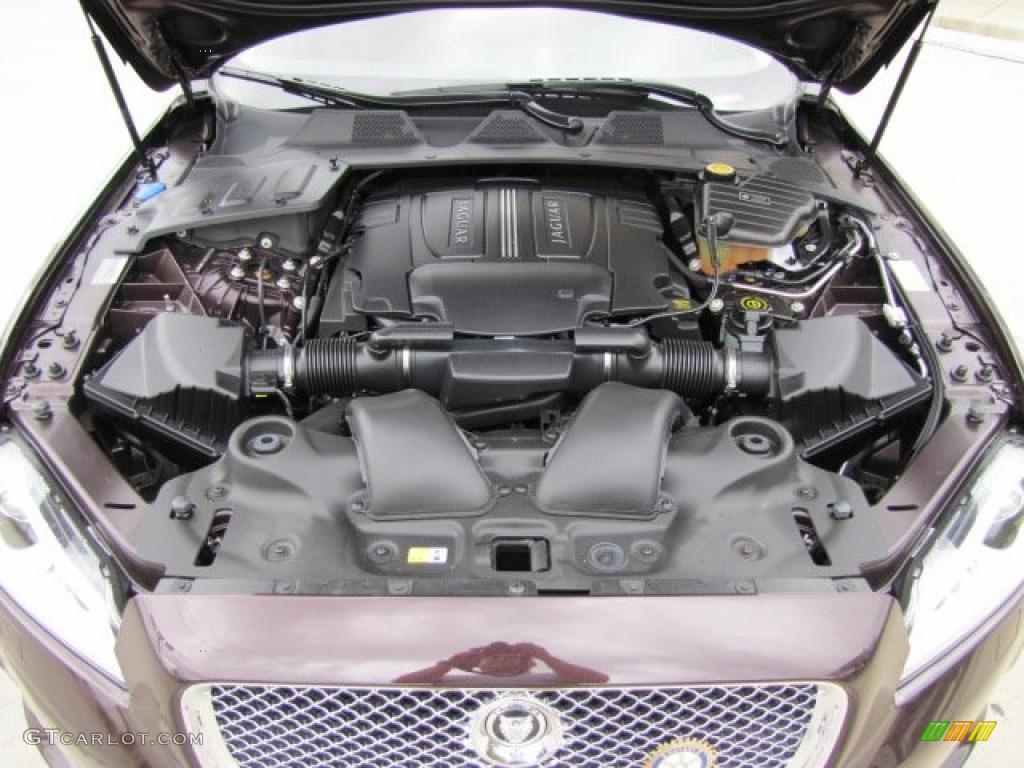 2013 Jaguar XJ XJL Portfolio Engine Photos