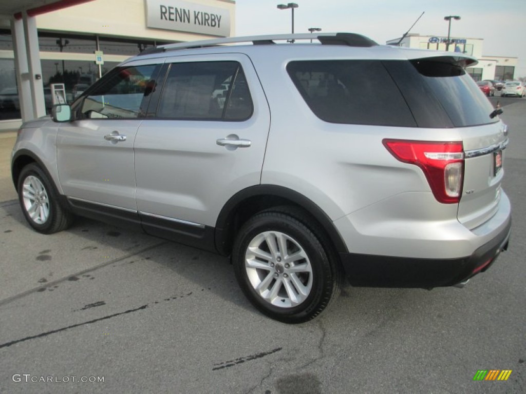 2011 Explorer XLT 4WD - Ingot Silver Metallic / Charcoal Black photo #7