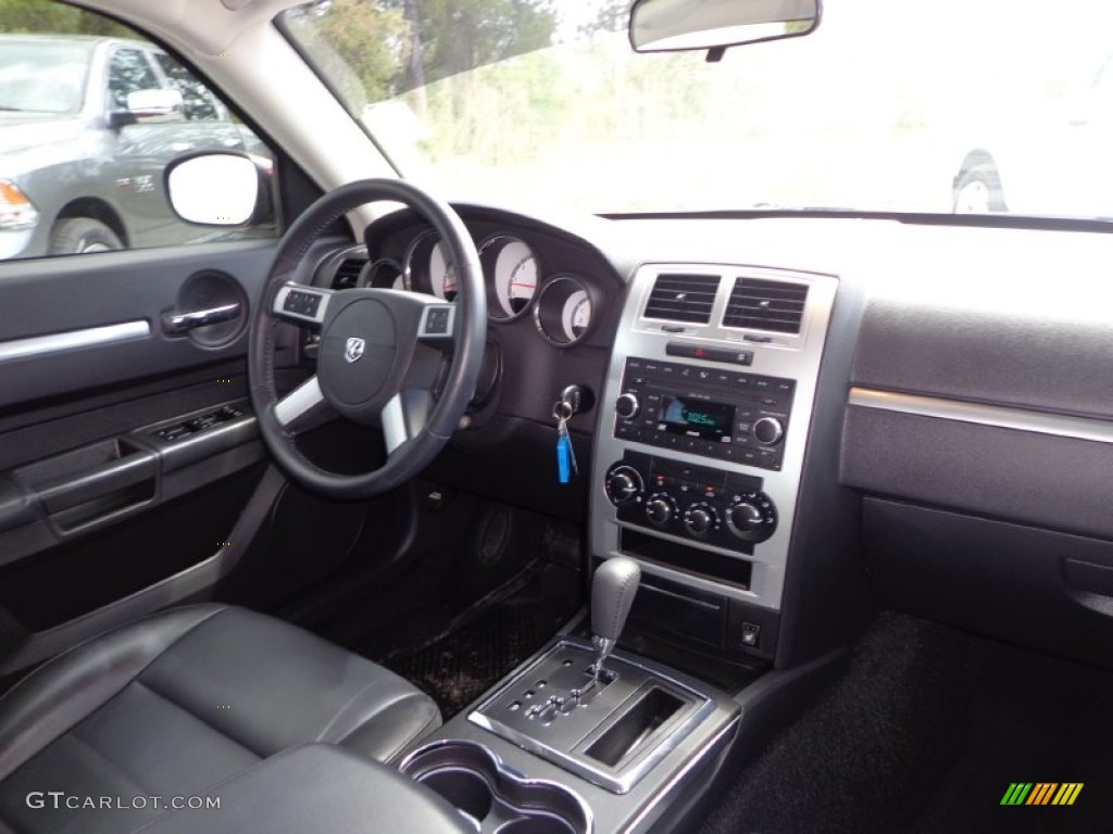 2009 Dodge Charger R/T Dashboard Photos