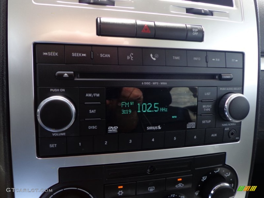2009 Dodge Charger R/T Audio System Photo #79611214