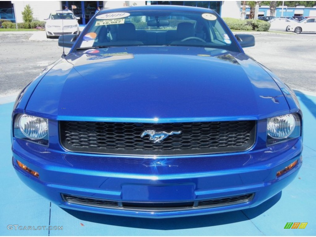 2009 Mustang V6 Coupe - Vista Blue Metallic / Light Graphite photo #8