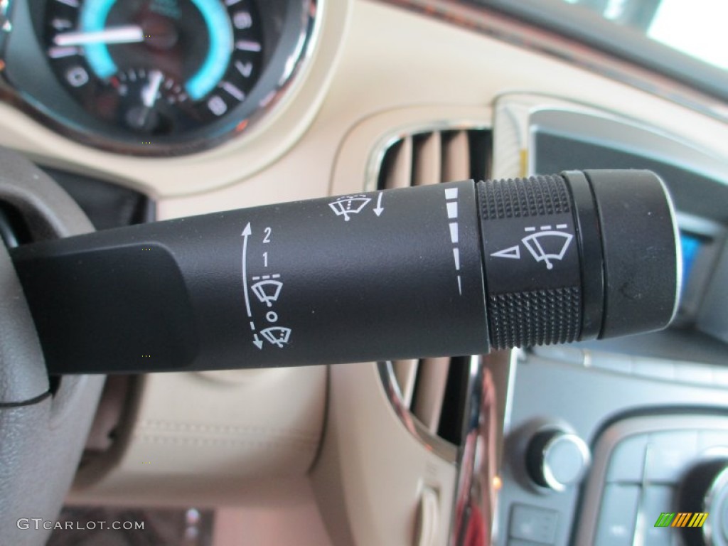 2010 Buick LaCrosse CXL Controls Photo #79612441