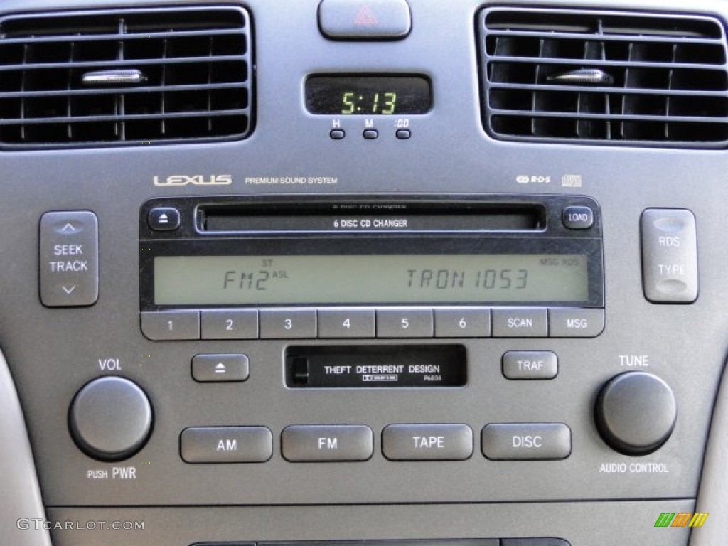 2003 Lexus ES 300 Audio System Photos
