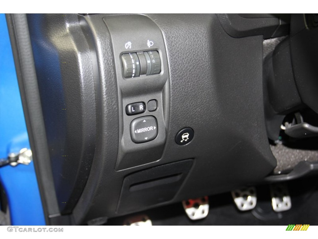2011 Subaru Impreza WRX STi Controls Photo #79615628