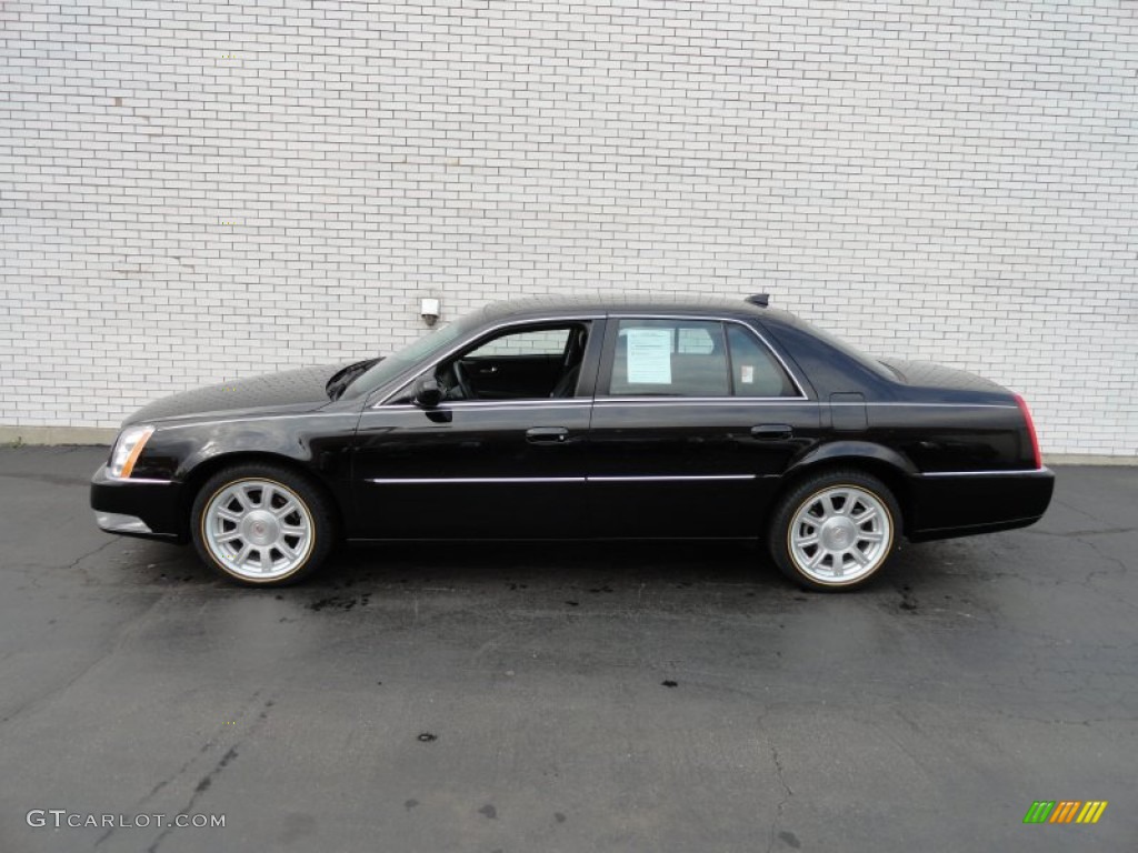 Black Raven 2010 Cadillac DTS Standard DTS Model Exterior Photo #79617166