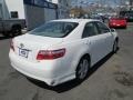 Super White - Camry SE Photo No. 6