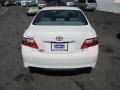 Super White - Camry SE Photo No. 7