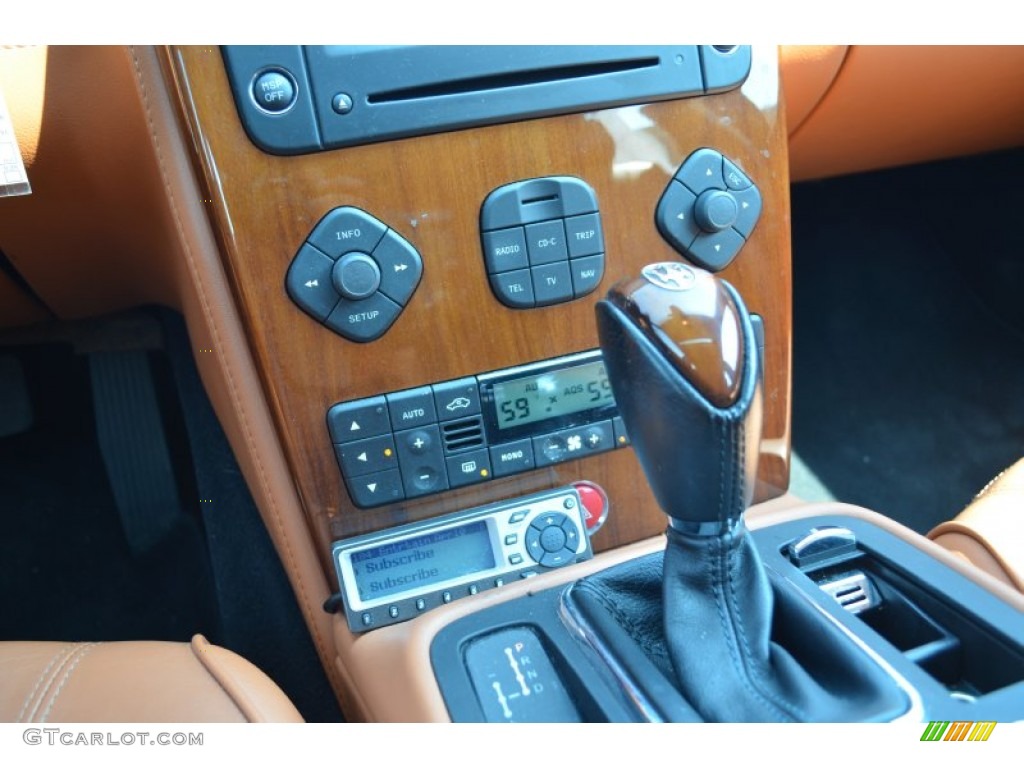 2007 Maserati Quattroporte Standard Quattroporte Model Controls Photo #79619928