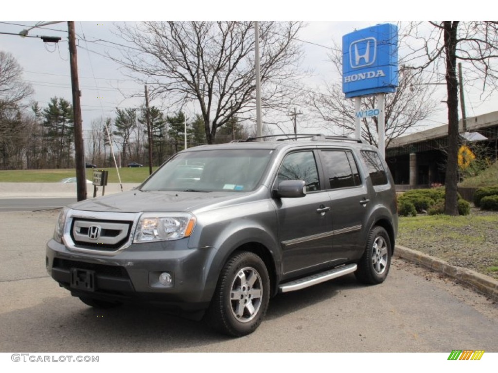 2010 Pilot Touring 4WD - Polished Metal Metallic / Gray photo #1