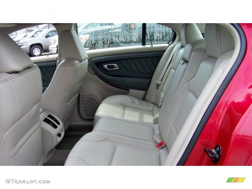 Light Stone Interior 2010 Ford Taurus SEL Photo #79621540