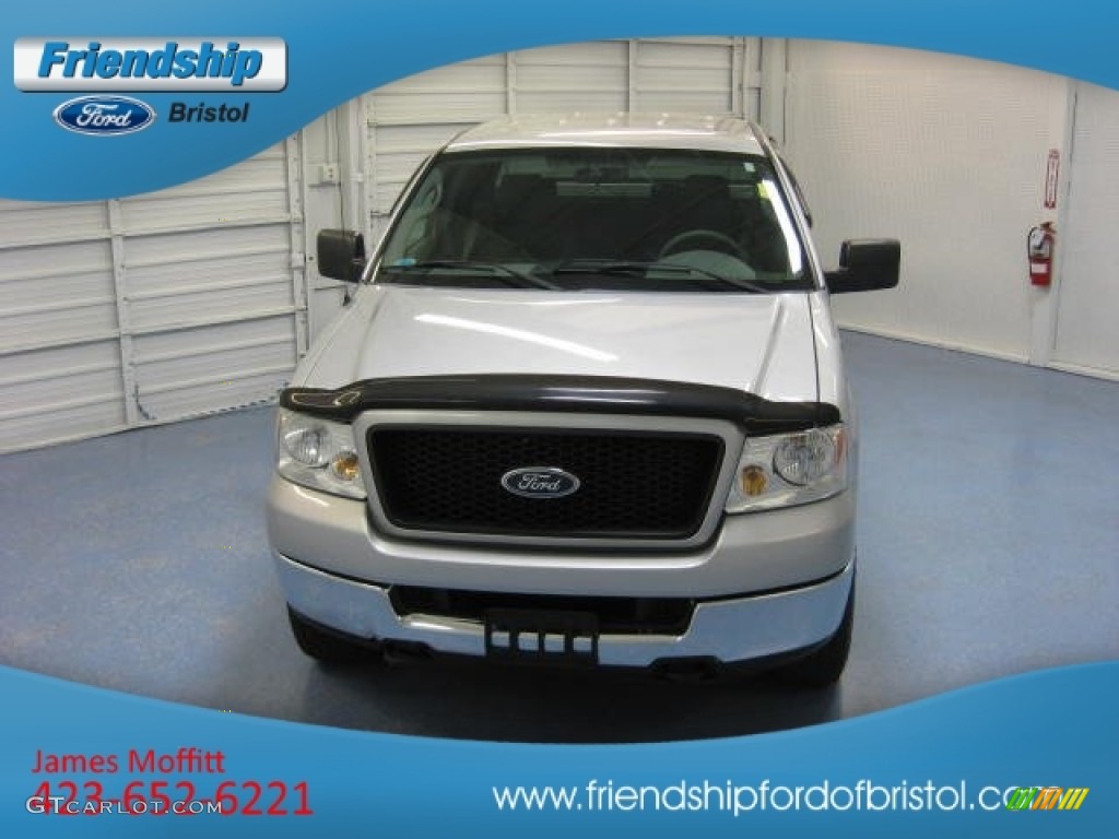2005 F150 XLT SuperCab 4x4 - Silver Metallic / Medium Flint/Dark Flint Grey photo #3