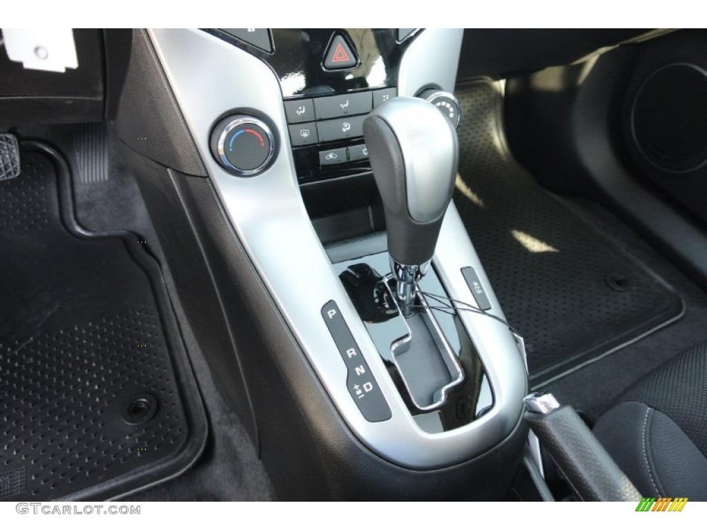 2013 Cruze LT - Summit White / Jet Black photo #11