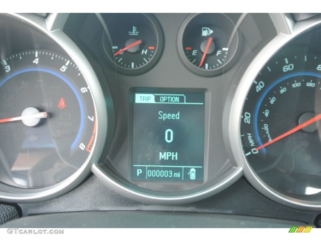 2013 Cruze LT - Summit White / Jet Black photo #16