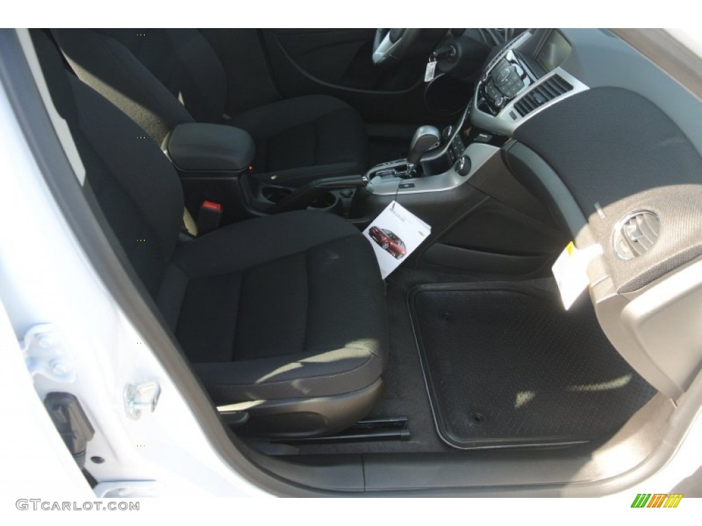 2013 Cruze LT - Summit White / Jet Black photo #19