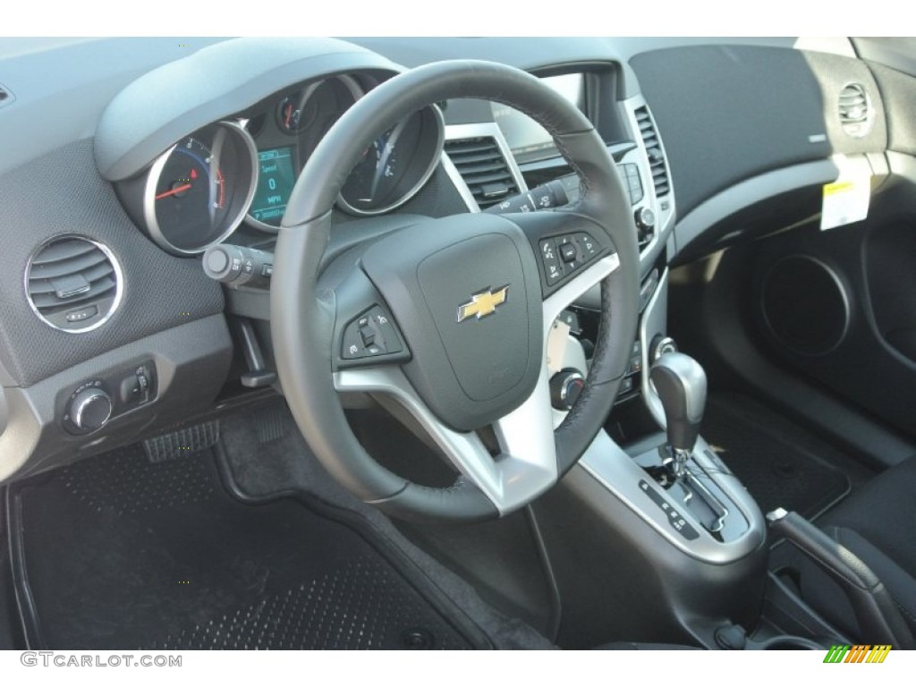 2013 Cruze LT - Summit White / Jet Black photo #23