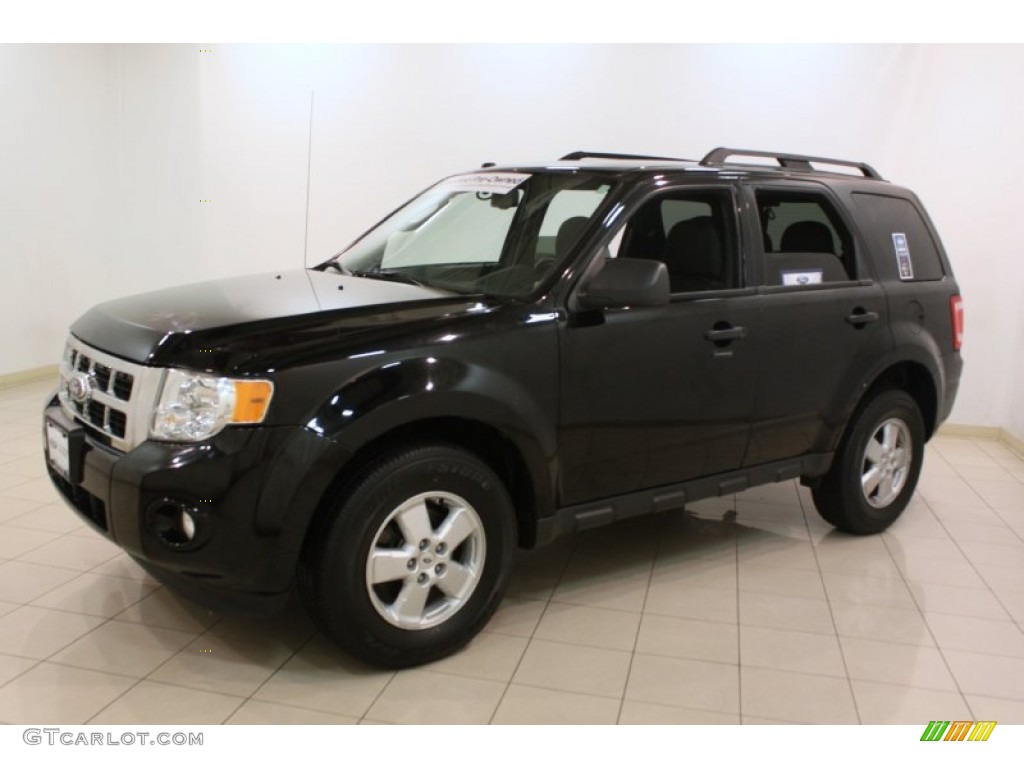 2010 Escape XLT V6 - Black / Charcoal Black photo #3