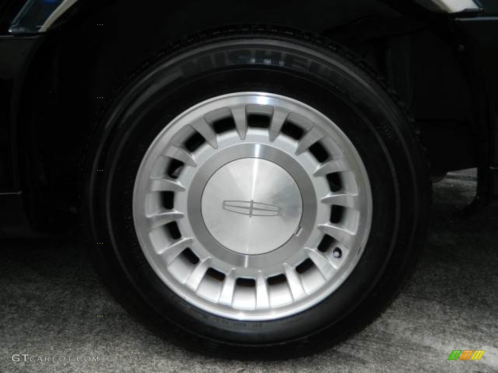 2001 Lincoln Town Car Executive Wheel Photo #79626313