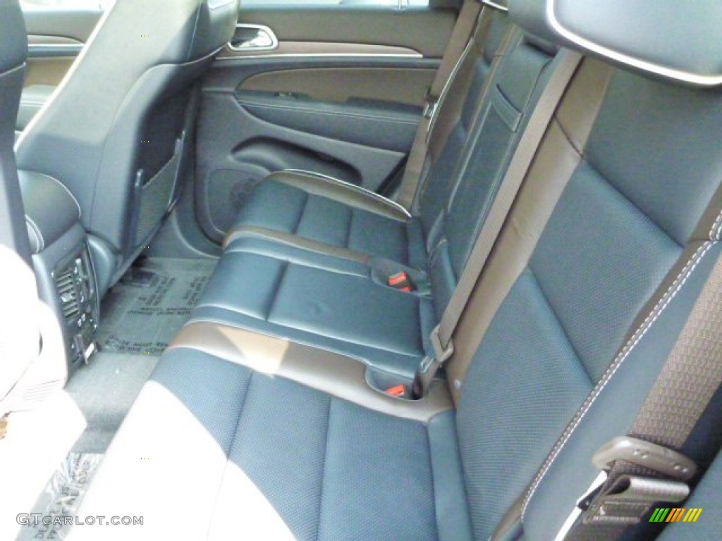 2014 Jeep Grand Cherokee Overland 4x4 Rear Seat Photo #79626498