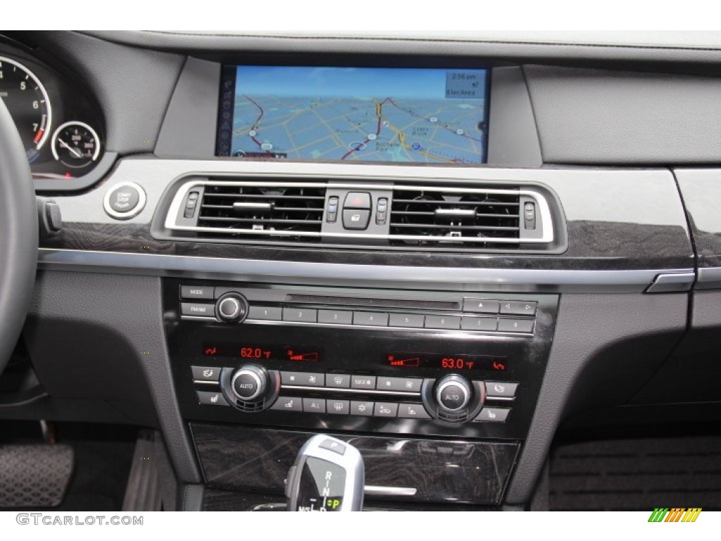 2012 BMW 7 Series 750i xDrive Sedan Controls Photo #79631802