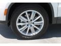 Candy White - Tiguan SE Photo No. 4