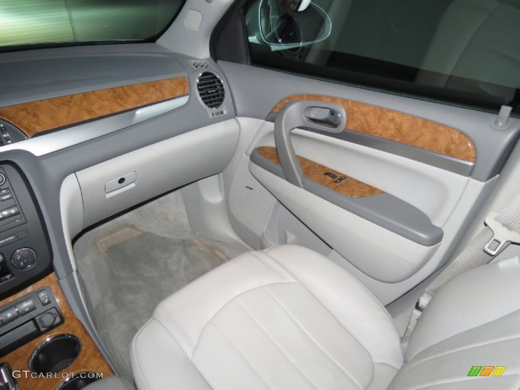 Titanium/Dark Titanium Interior 2010 Buick Enclave CXL Photo #79634059