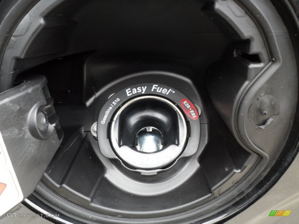 2012 Ford F150 XLT SuperCrew 4x4 Easy Fuel Capless Gasoline Filler Photo #79634574