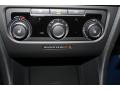 Black - Golf 4 Door TDI Photo No. 20