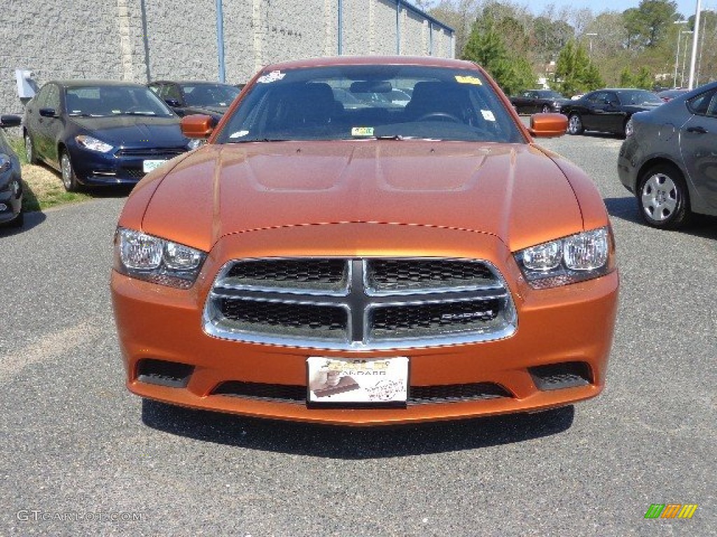 2011 Charger SE - Toxic Orange Pearl / Black photo #9