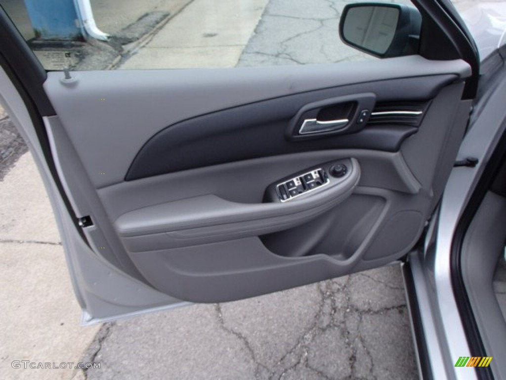 2013 Malibu LS - Silver Ice Metallic / Jet Black/Titanium photo #12