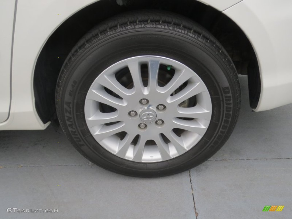 2010 Toyota Sienna XLE Wheel Photo #79639155