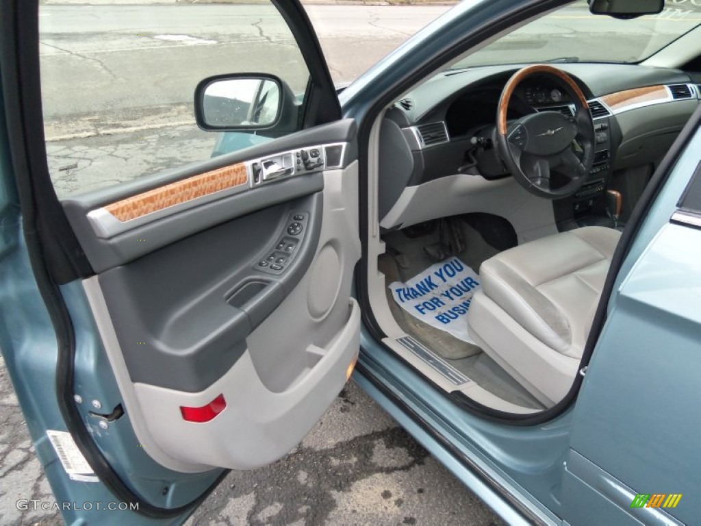 2008 Chrysler Pacifica Limited AWD Interior Color Photos