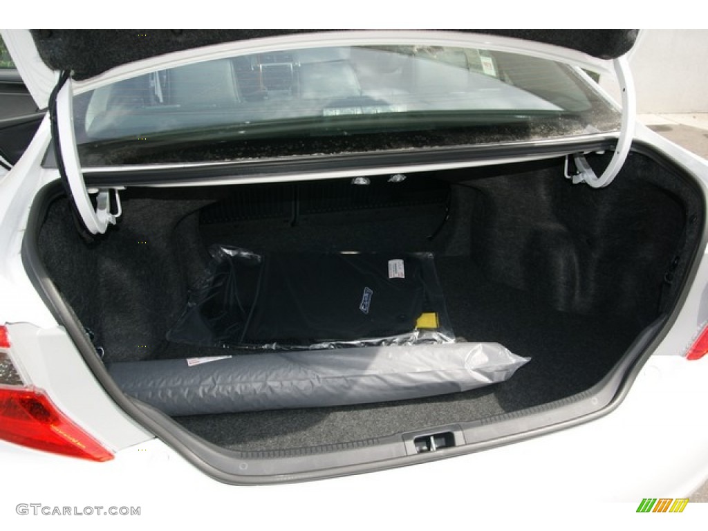 2013 Camry SE V6 - Super White / Black/Ash photo #8