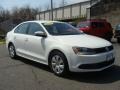 Candy White - Jetta SE Sedan Photo No. 3