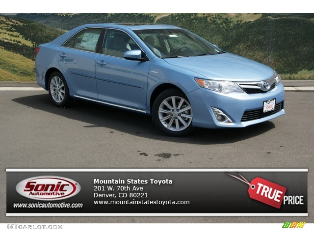 2013 Camry Hybrid XLE - Clearwater Blue Metallic / Light Gray photo #1