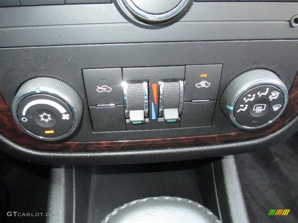 2013 Chevrolet Impala LT Controls Photo #79642526